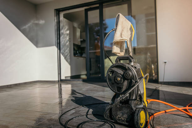 Best Oil Spill Cleanup  in Shively, KY