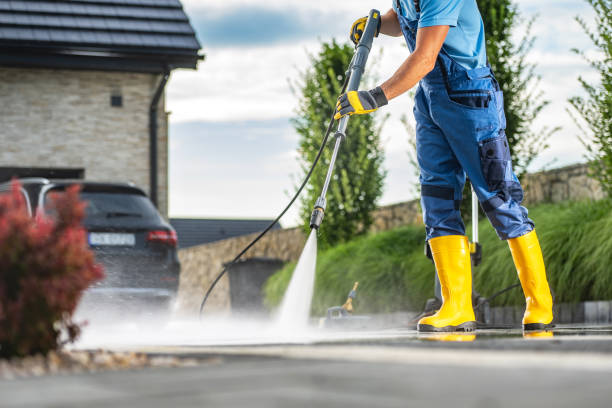 Best Parking Lot and Garage Cleaning  in Shively, KY